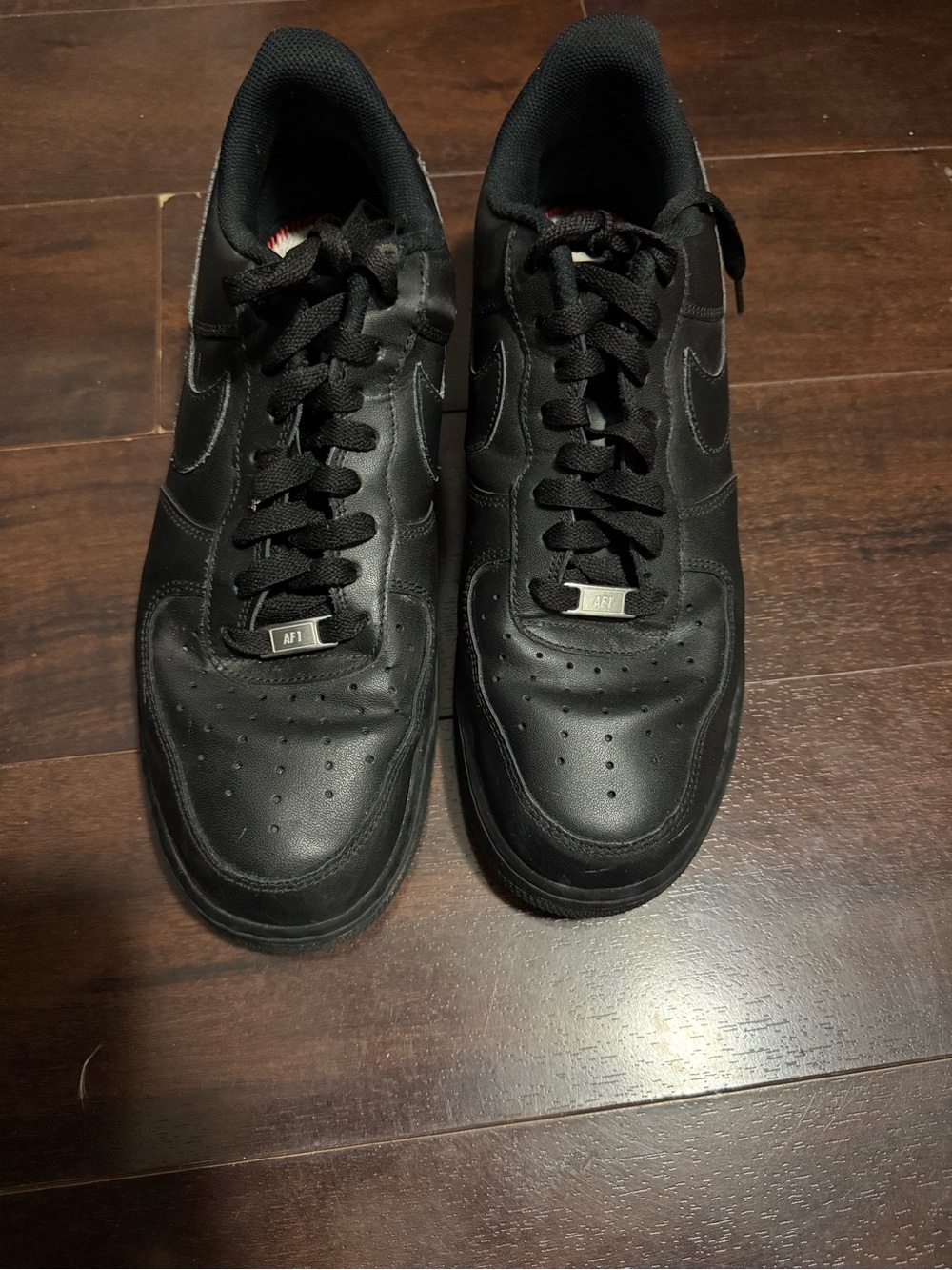 Nike Black Low-Top Leather Sneakers